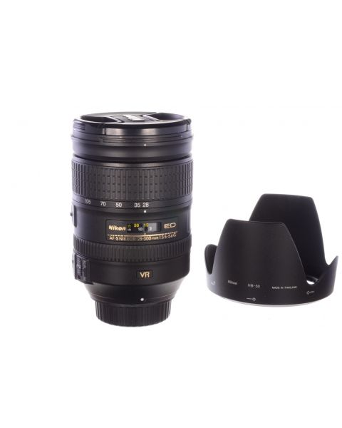 Nikon 28-300mm f3.5-5.6 AF-S G ED VR, almost mint, 6 month guarantee